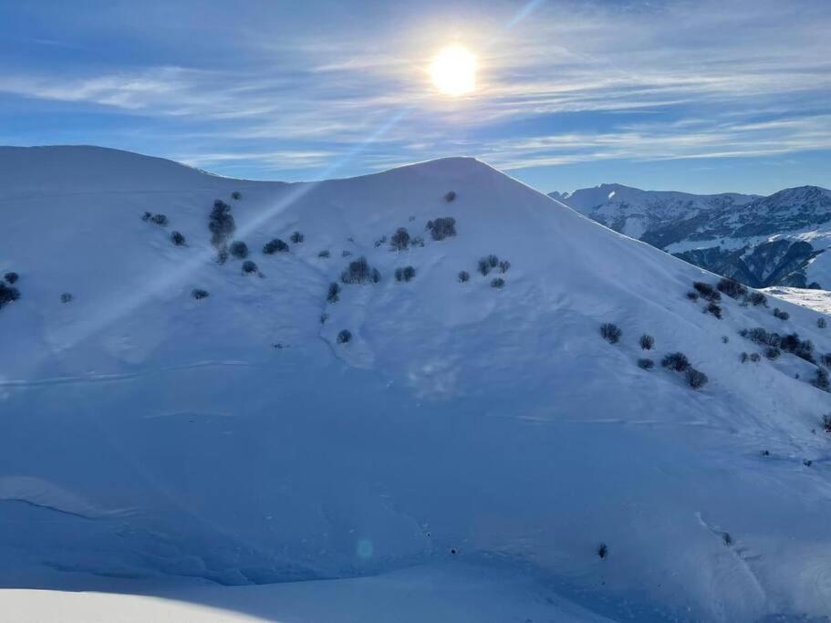 New Gudauri Redco, Twins, Near Gondola Apartman Kültér fotó